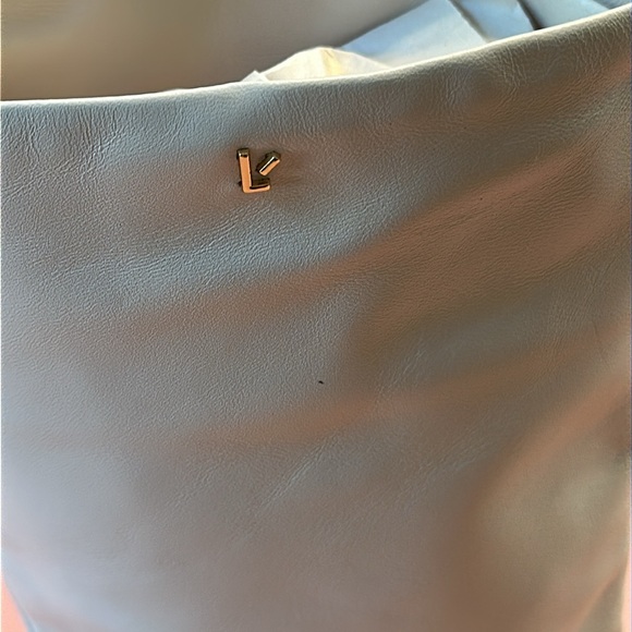 New Larroude Hand Made Leather Boots. Bone. Size 9. - Picture 4 of 9